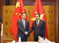 N.A. President meets with Chinese friendship figures in Beijing